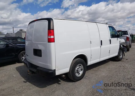 2019 Chevrolet Express 2500 Work Van из США, поврежденный, VIN 1GCWGAFG9K1357156